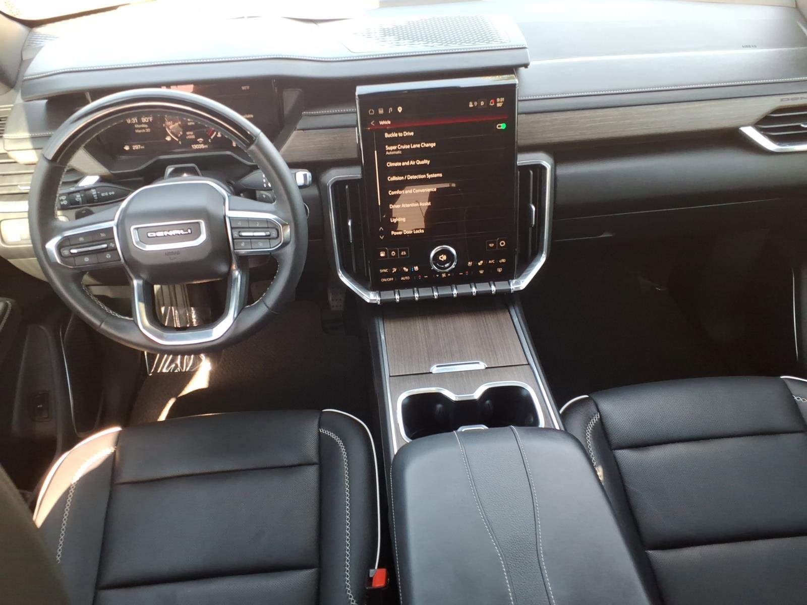 Used 2024 GMC Acadia Denali w/ Super Cruise Package image 18