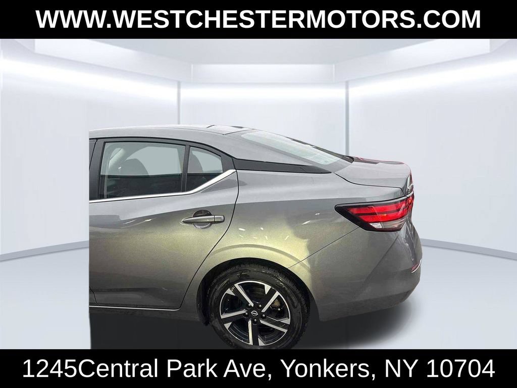 Used 2024 Nissan Sentra SV FWD image 8