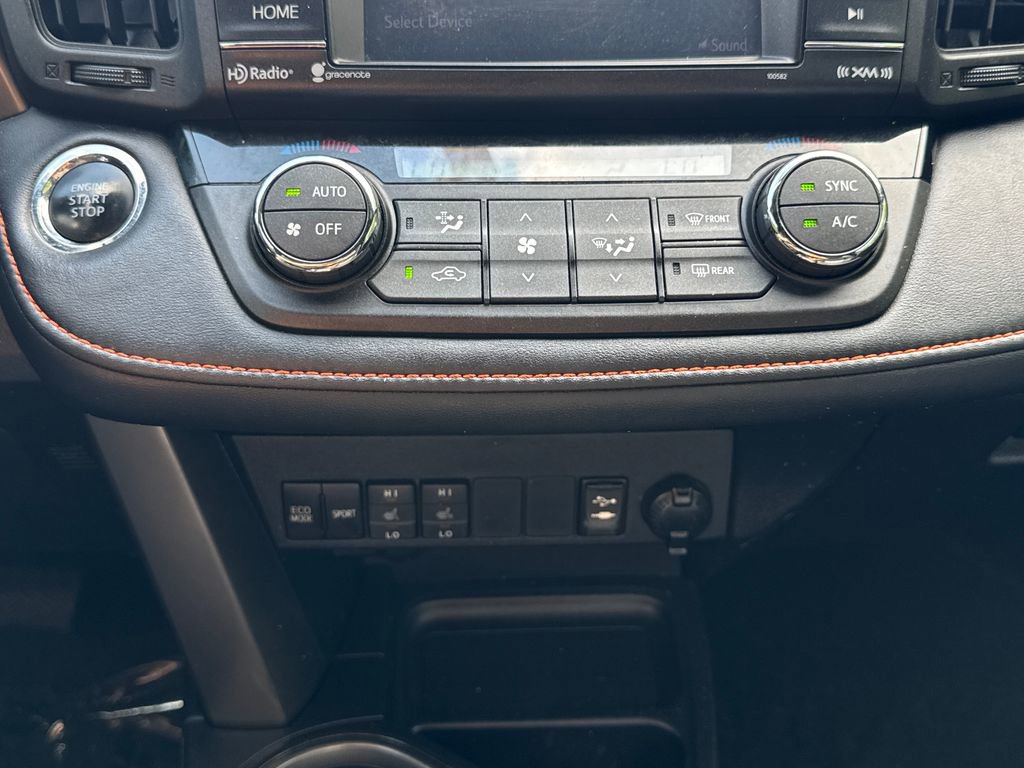 Used 2016 Toyota RAV4 SE FWD image 24