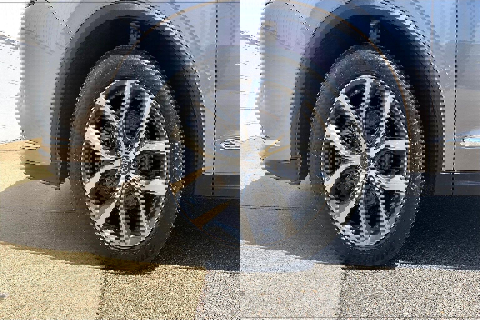 Used 2023 Acura MDX SH-AWD w/ Technology Package image 11