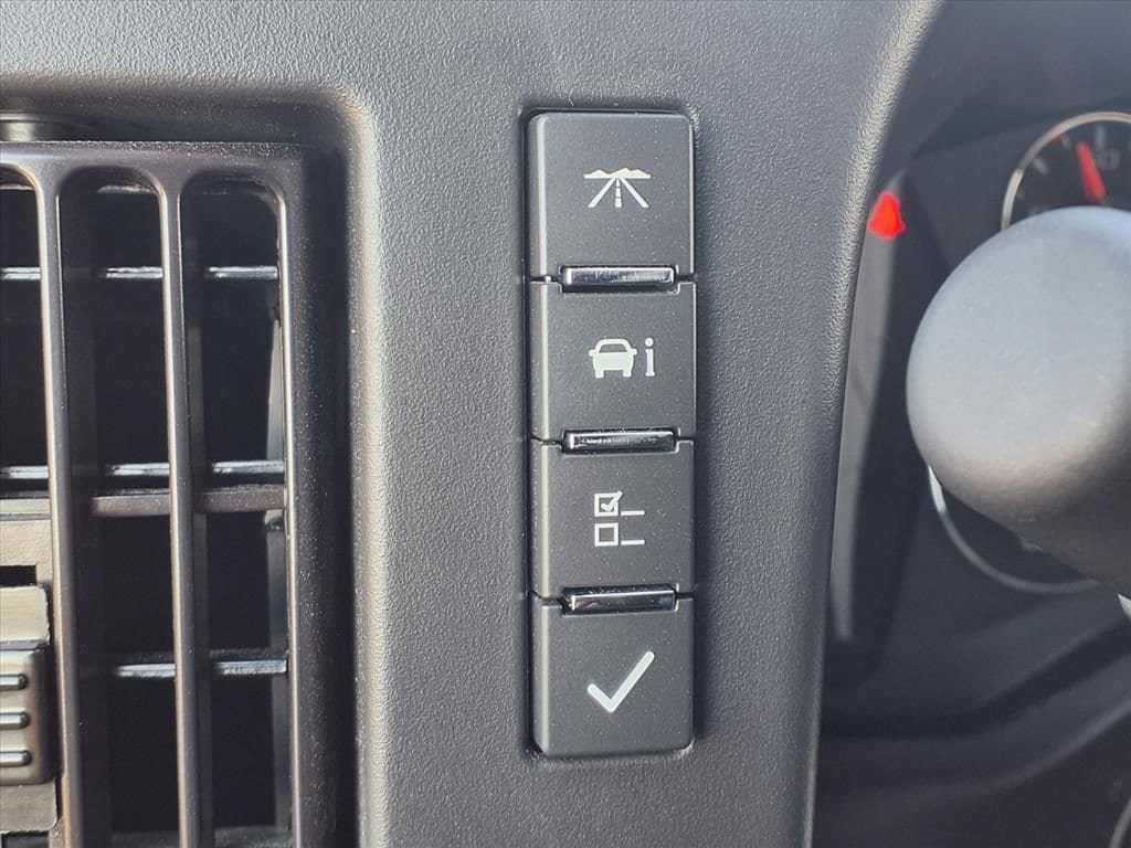New 2025 Chevrolet Express 3500 w/ Power Convenience Package RWD image 9