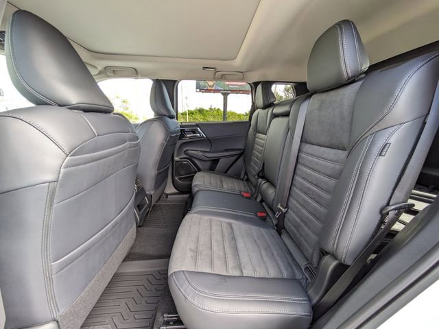 New 2025 Mitsubishi Outlander Trail Edition image 15