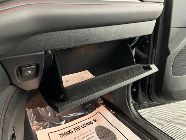 Used 2025 Dodge Durango GT RWD image 39