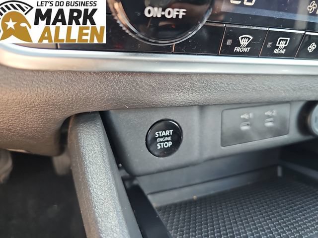 Used 2025 Nissan Rogue SV FWD image 16