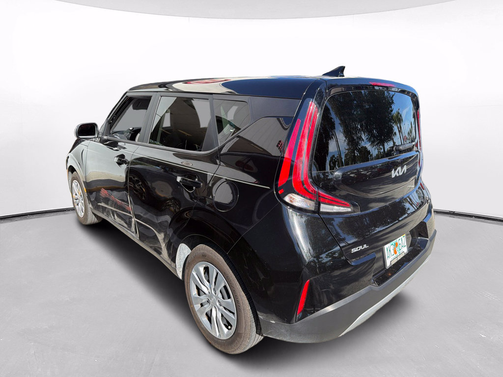 Certified 2025 Kia Soul LX FWD image 9