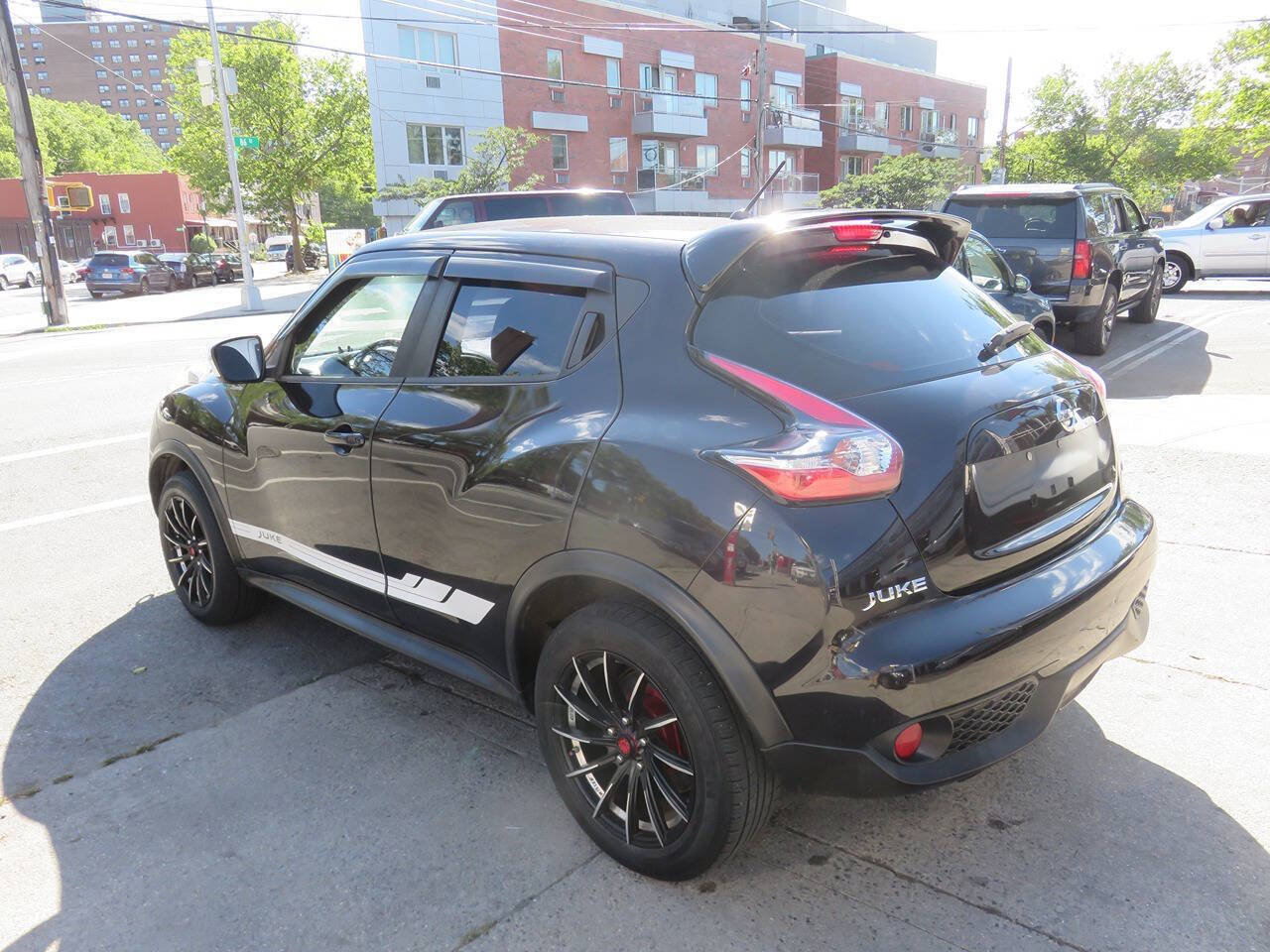 Used 2016 Nissan Juke S AWD/4WD image 5