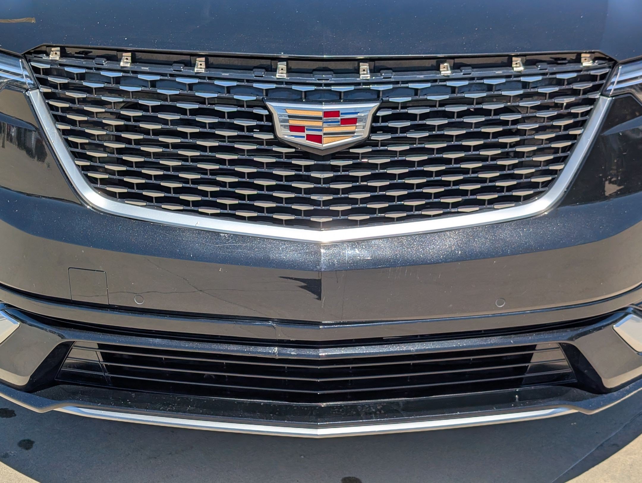 Certified 2024 Cadillac XT6 Luxury w/ LPO, Floor Liner Package AWD/4WD image 10