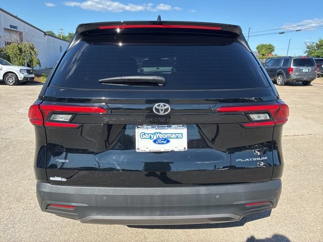 Used 2024 Toyota Grand Highlander AWD image 6
