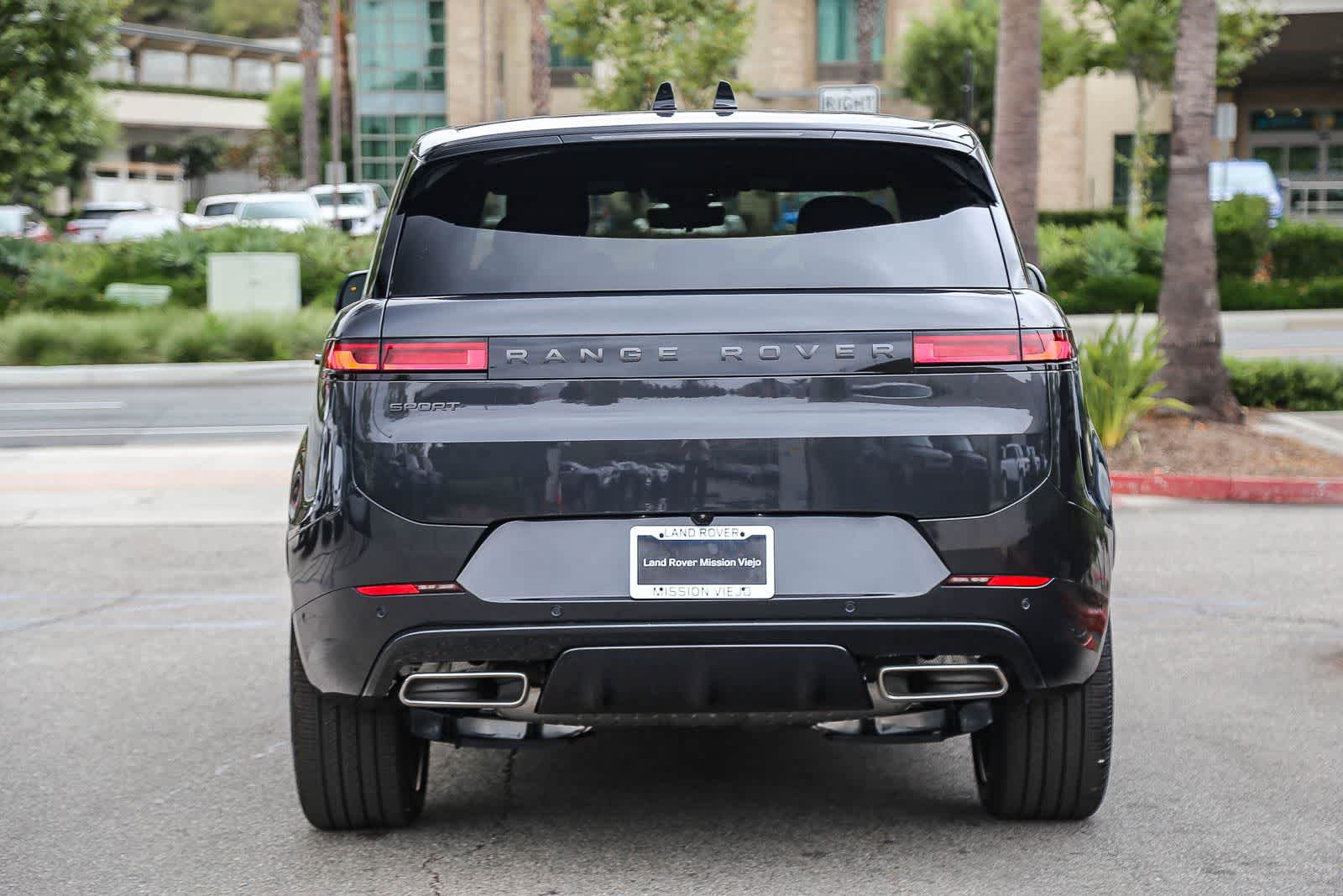 New 2026 Land Rover Range Rover Sport Dynamic SE AWD/4WD image 5