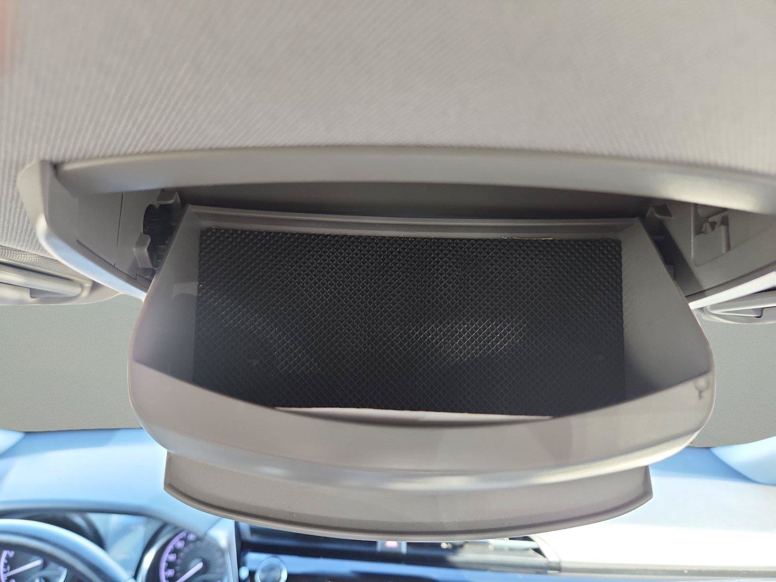Used 2019 Toyota Camry SE FWD image 38