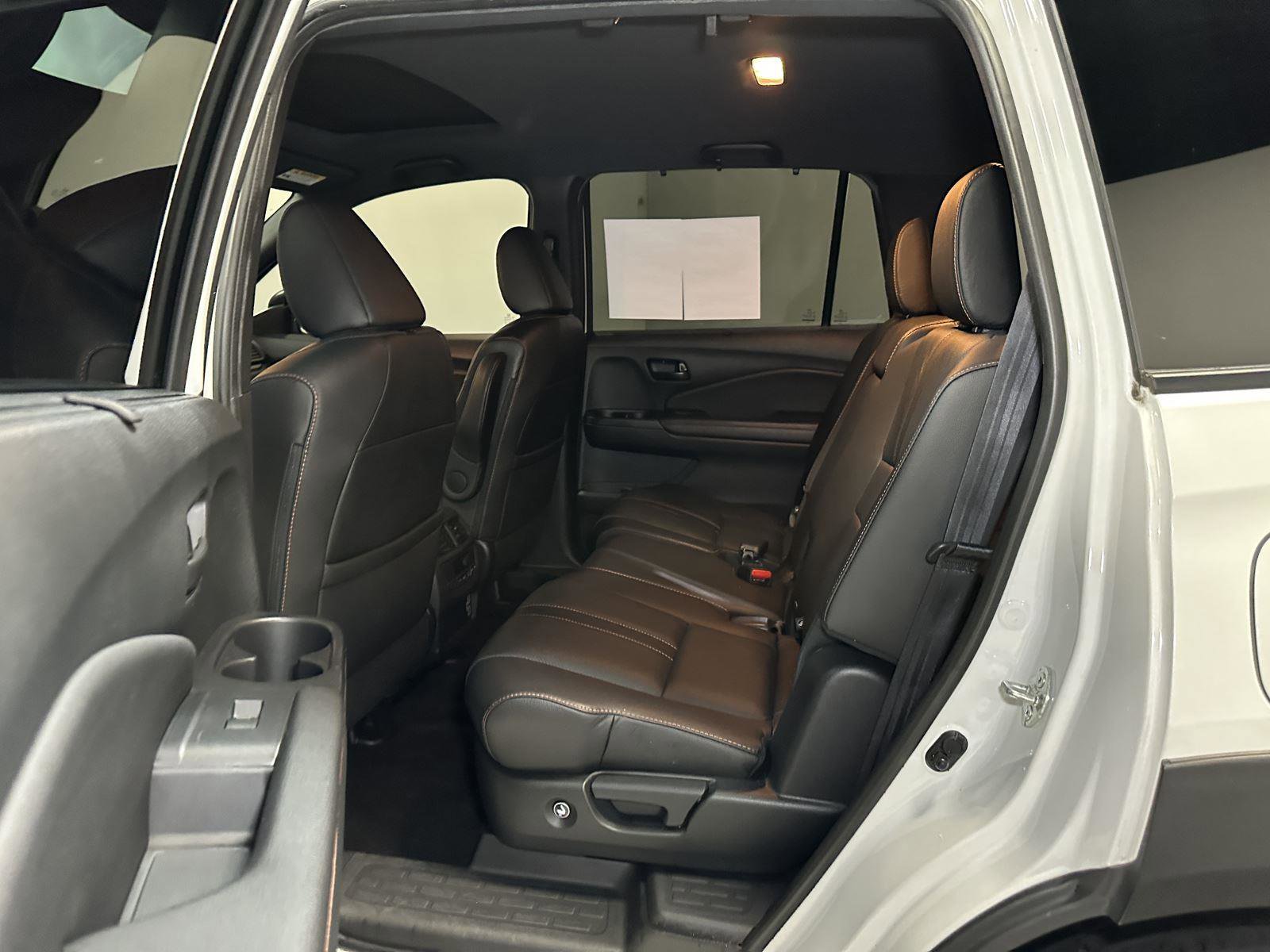 Used 2022 Honda Pilot TrailSport image 32