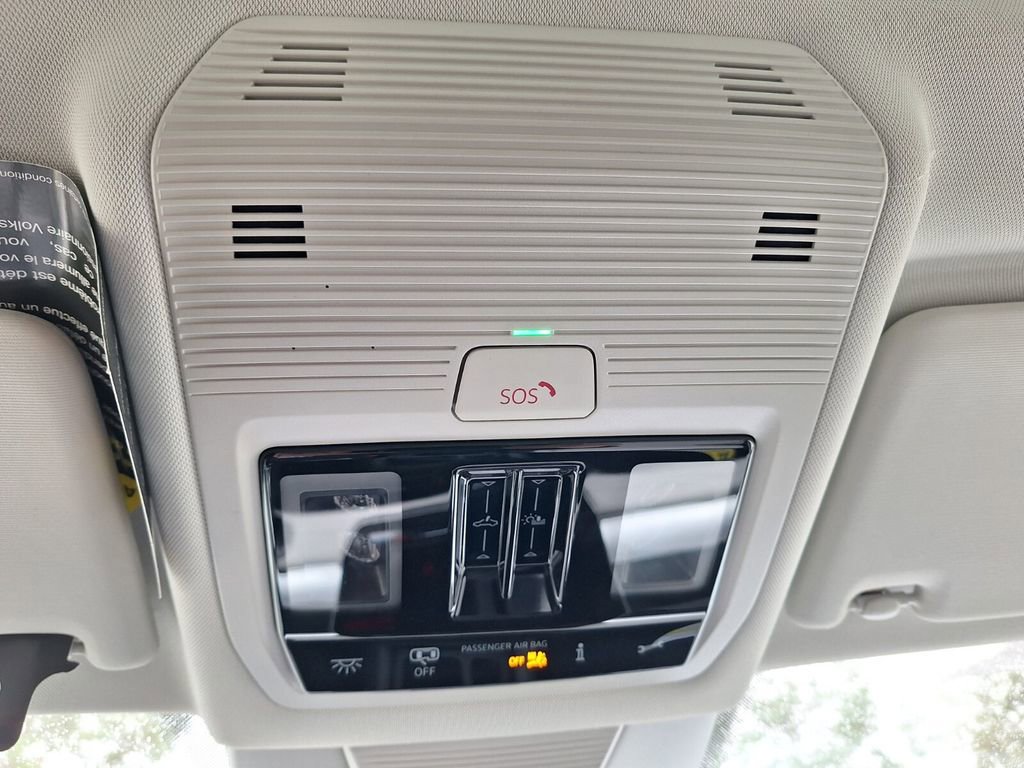 New 2026 Volkswagen Tiguan SE image 17