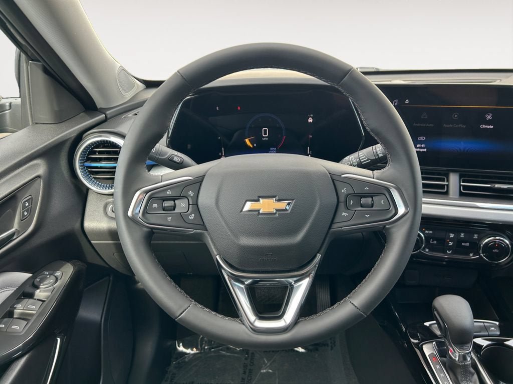 New 2026 Chevrolet Trax LT w/ LT Convenience Package FWD image 13