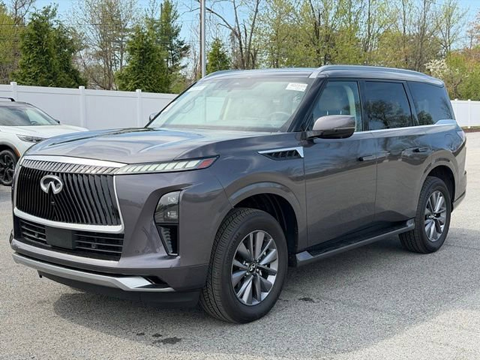 Certified 2026 INFINITI QX80 Pure AWD/4WD image 4