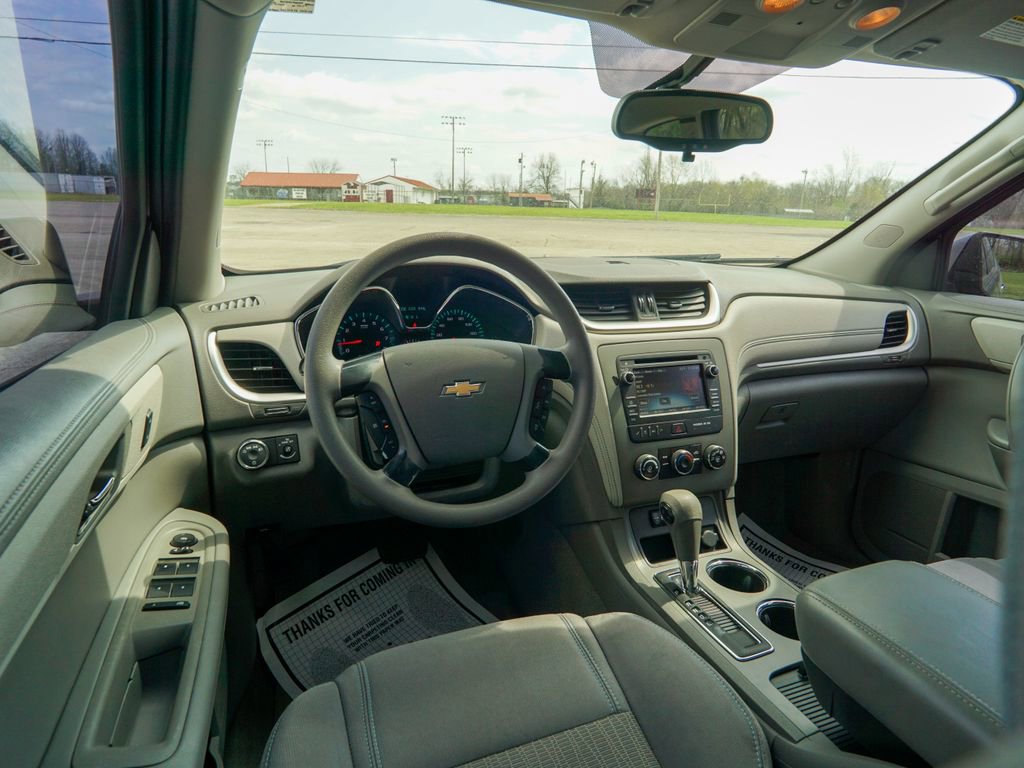 Used 2013 Chevrolet Traverse LS image 11