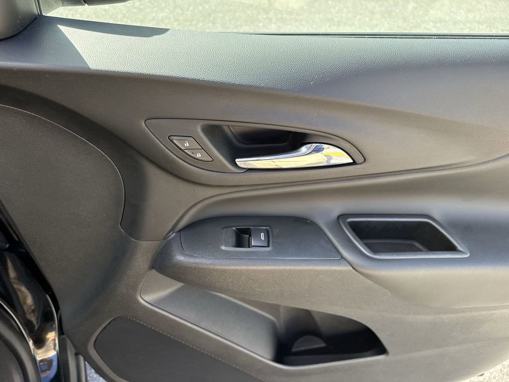 Used 2022 Chevrolet Equinox LT FWD image 44