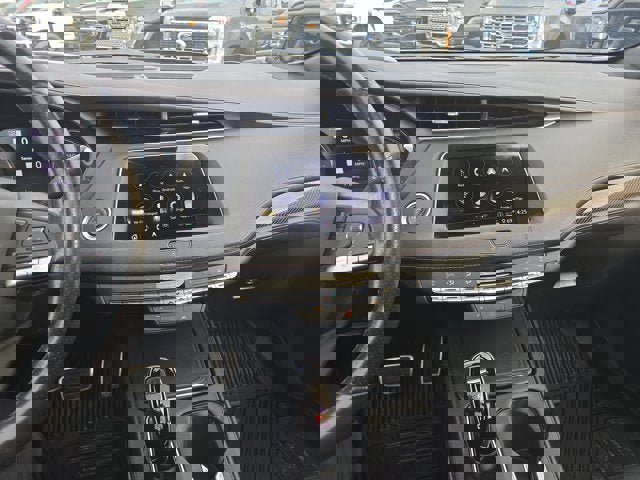 Used 2020 Cadillac XT4 Sport w/ Technology Package image 17