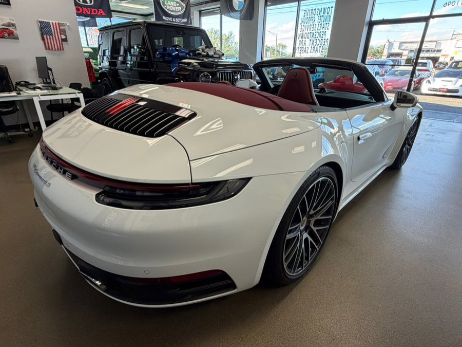 Used 2024 Porsche 911 Carrera 4S AWD/4WD image 13