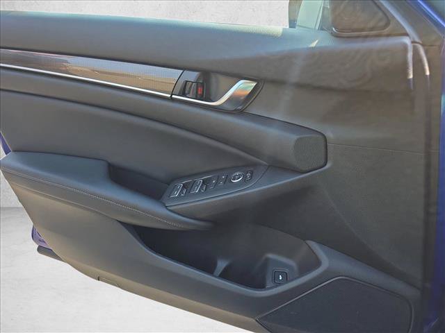 Used 2018 Honda Accord Sport image 26