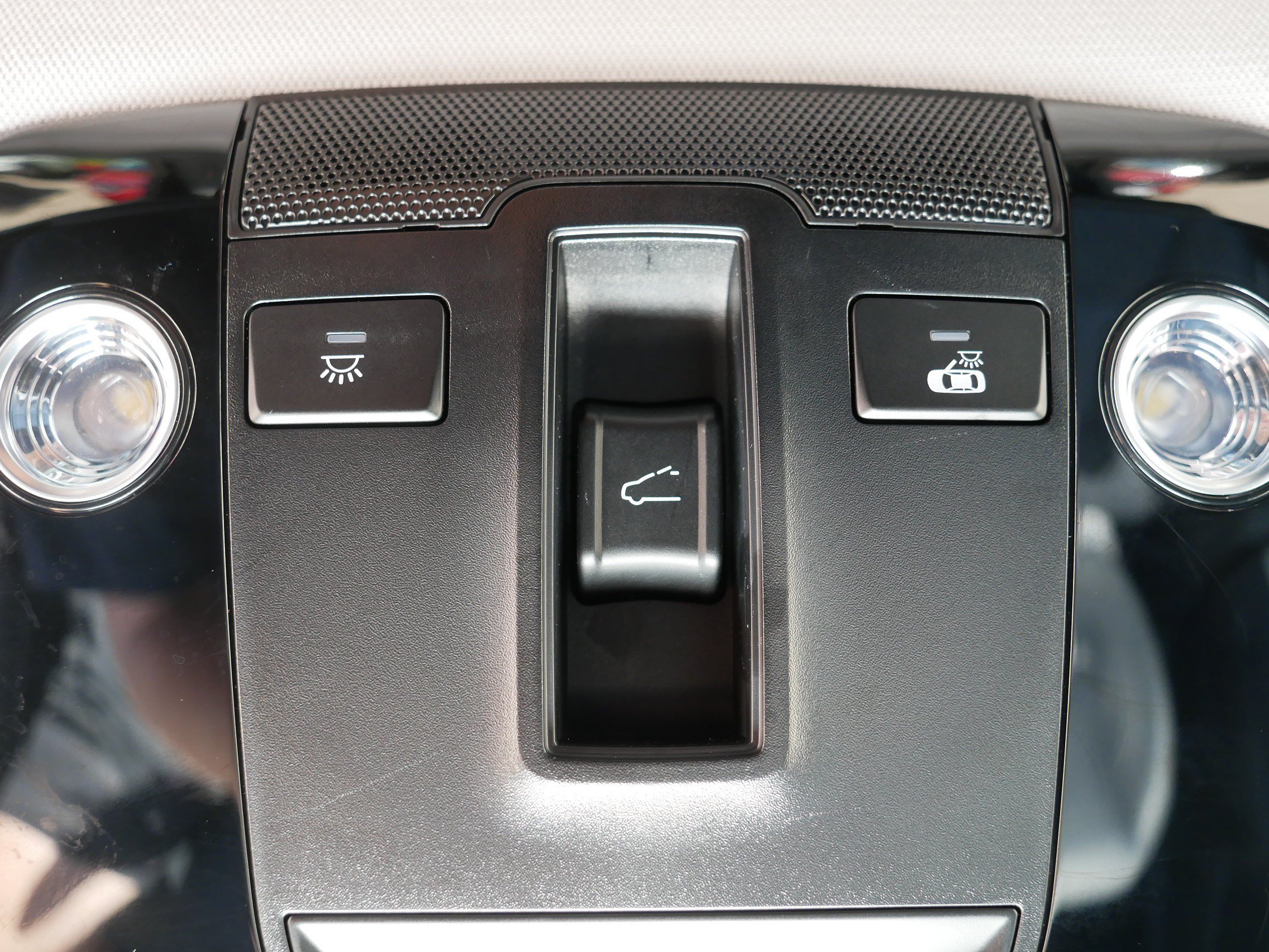 Certified 2024 Kia Seltos SX w/ SX Sunroof Package AWD/4WD image 34