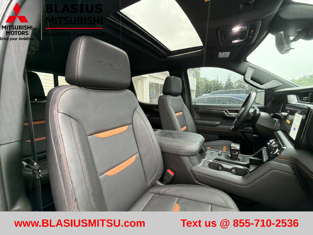 Used 2023 GMC Sierra 1500 AT4 w/ AT4 Premium Package AWD/4WD image 49