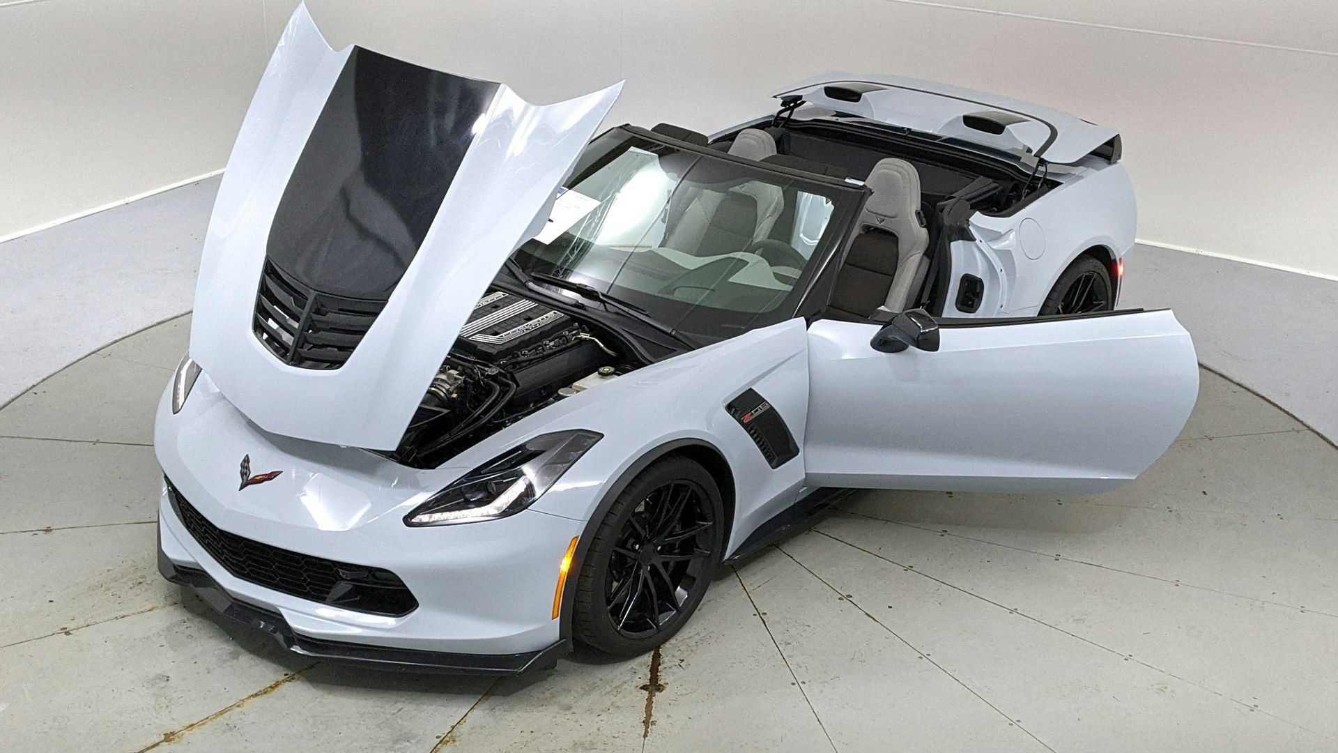 Certified 2019 Chevrolet Corvette Z06 RWD image 25