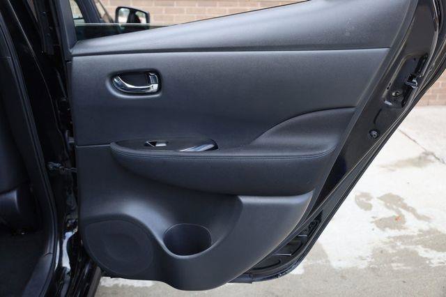 Used 2021 Nissan Leaf SV w/ SV Technology Package FWD image 20
