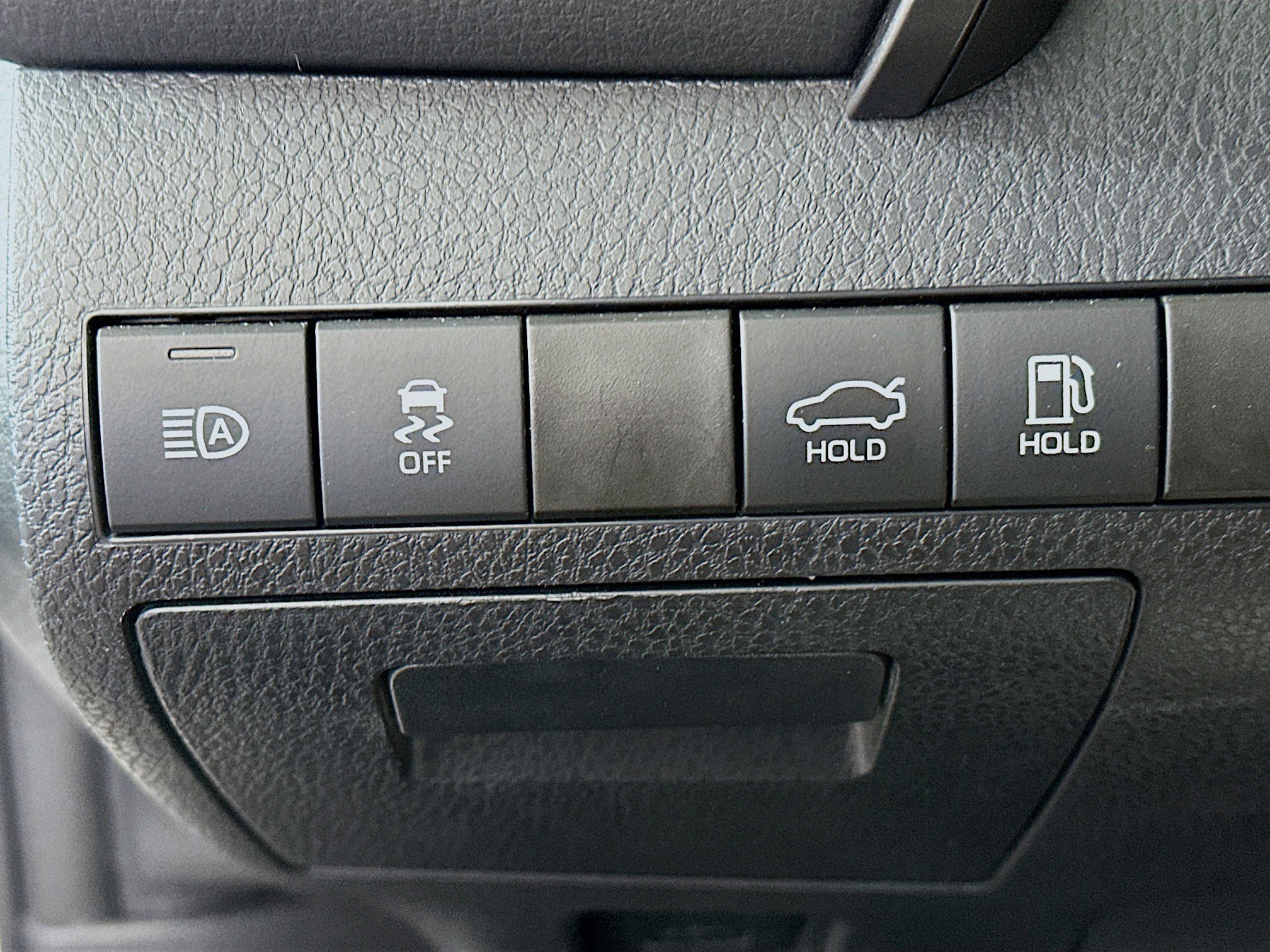 Used 2024 Toyota Camry SE FWD image 17