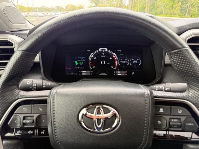 Used 2024 Toyota Tundra Limited AWD/4WD image 11