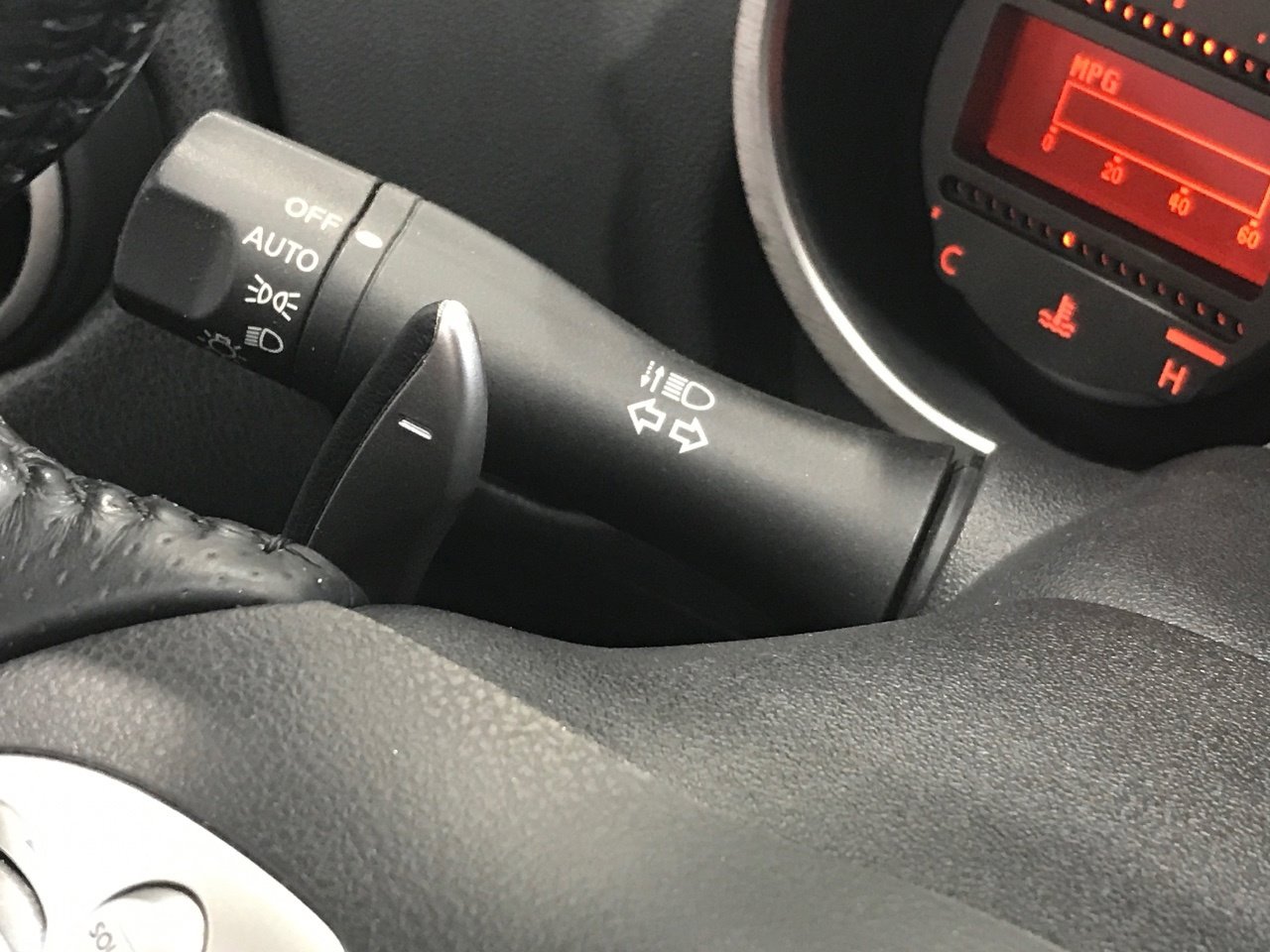 Used 2014 Nissan 370Z Touring w/ Sport Package image 19