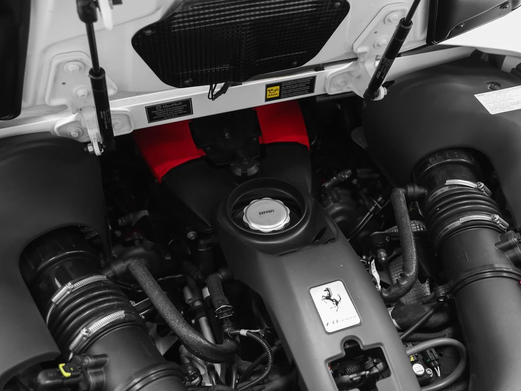 Certified 2022 Ferrari F8 Tributo RWD image 37