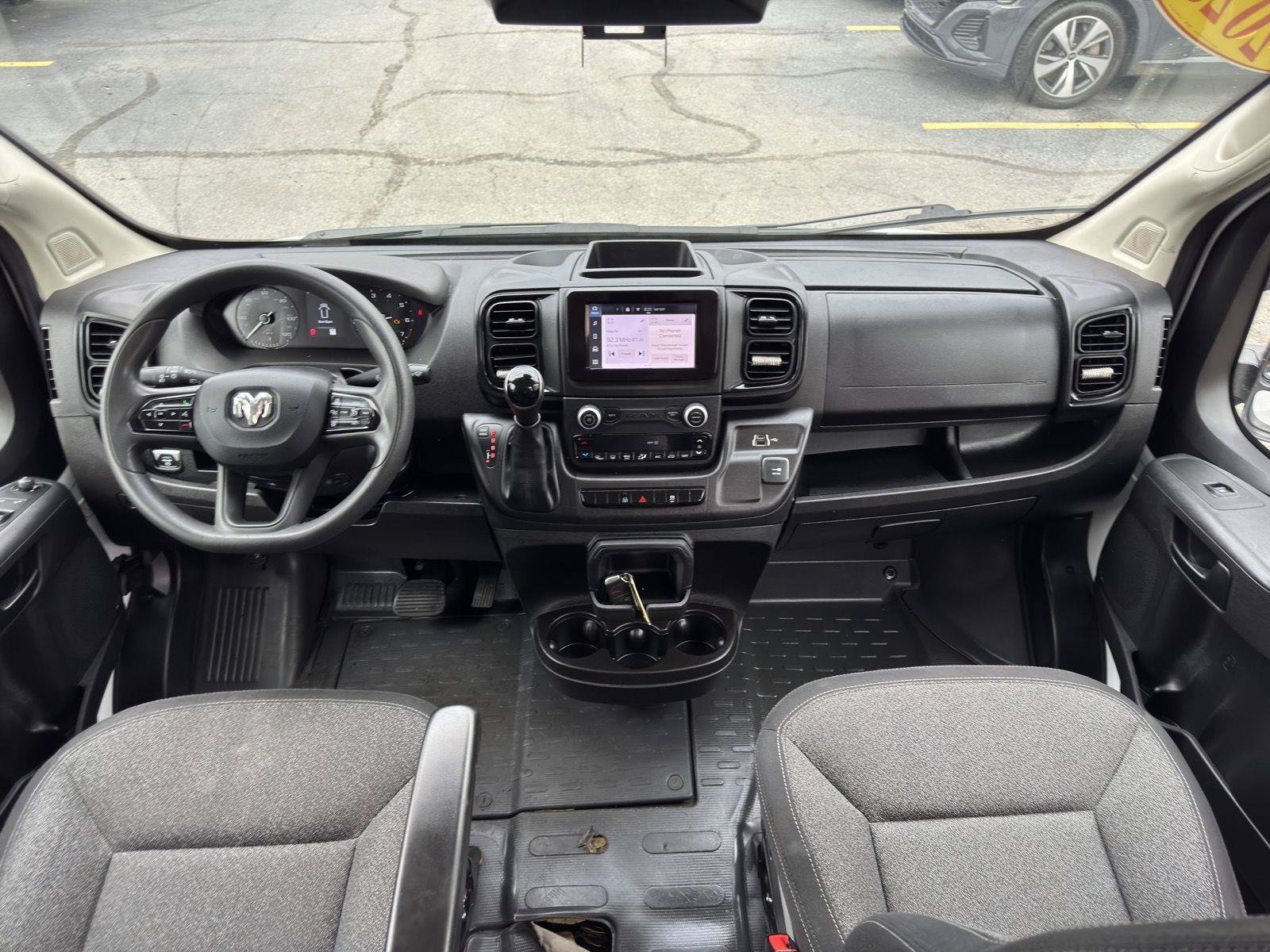 Used 2025 RAM ProMaster 2500 w/ Convenience Group FWD image 21