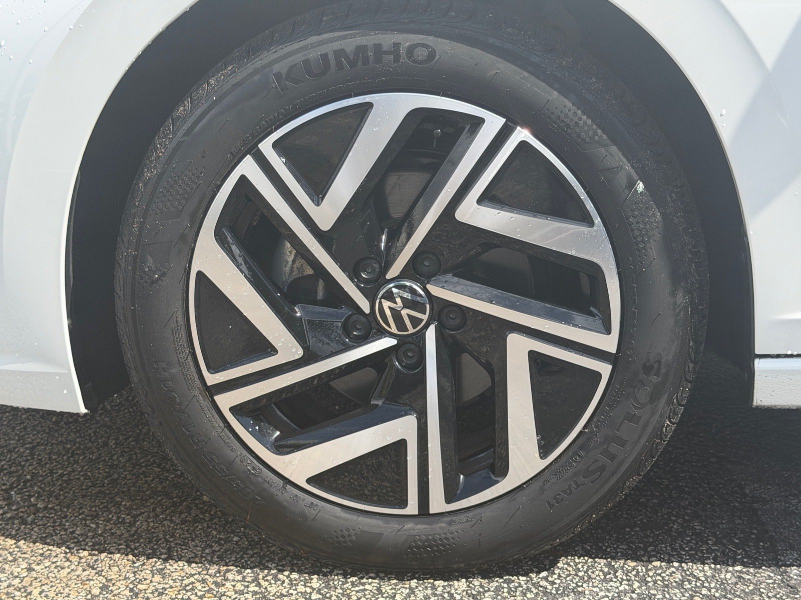 Used 2024 Volkswagen Jetta SEL FWD image 10