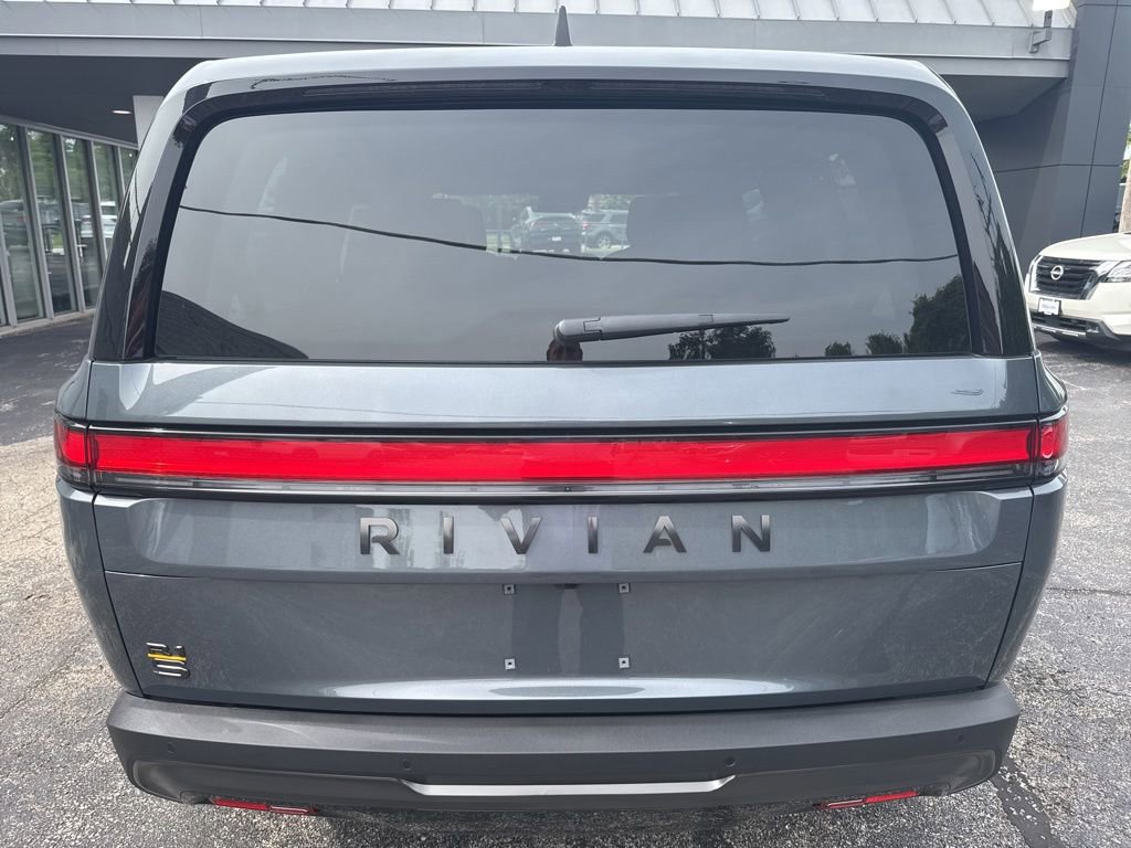 Used 2026 Rivian R1S Premium AWD/4WD image 5
