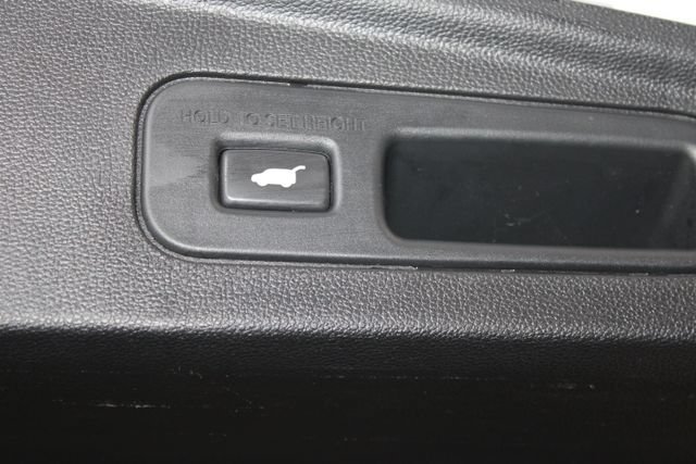 Used 2022 Acura MDX A-Spec AWD/4WD image 39