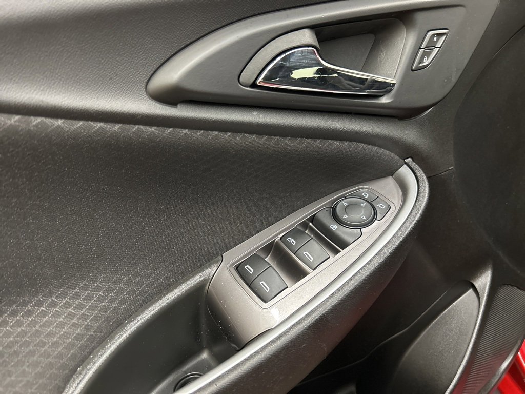 Used 2024 Chevrolet Malibu LT image 26