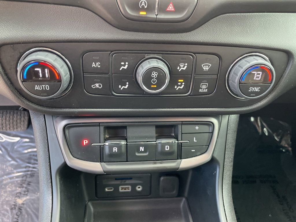 Used 2023 GMC Terrain AT4 image 18