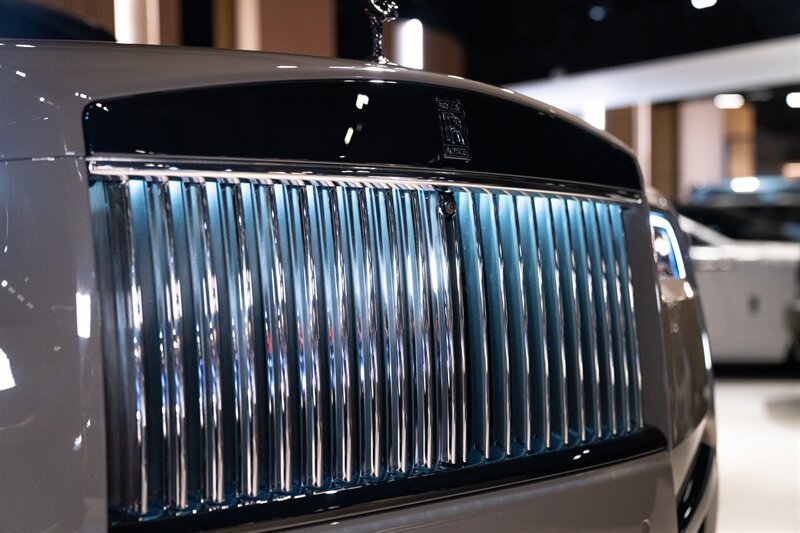 Used 2027 Rolls-Royce Cullinan Black Badge AWD/4WD image 10