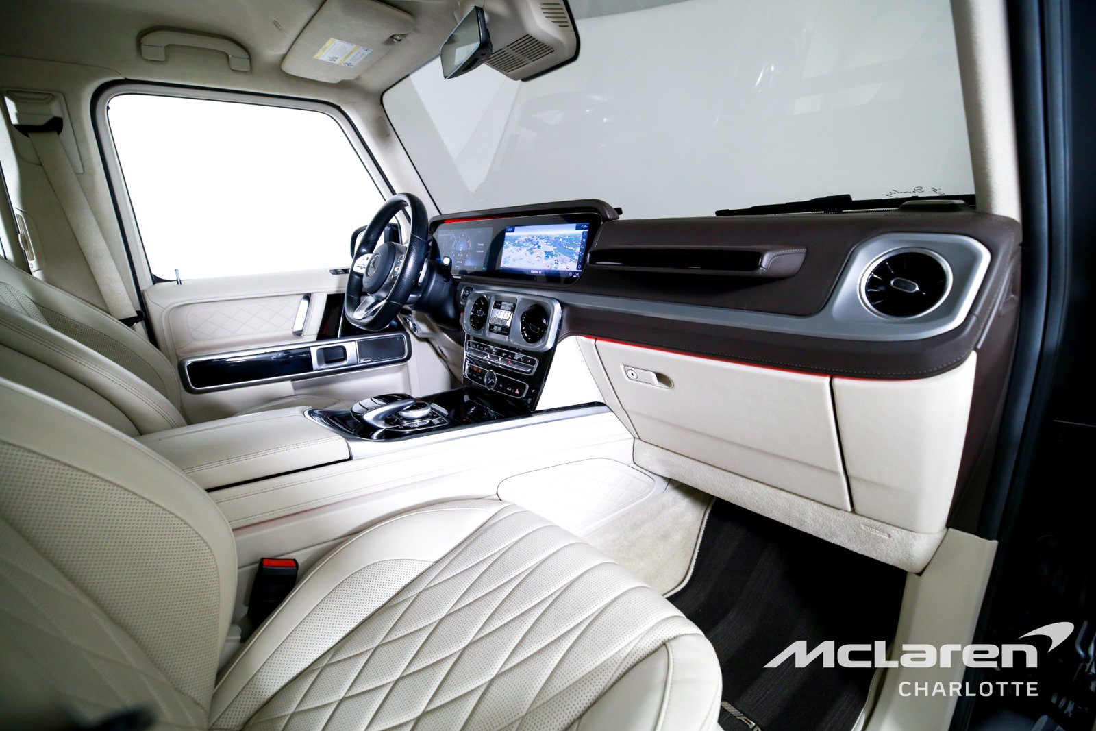 Used 2021 Mercedes-Benz G 550 w/ AMG Line image 28