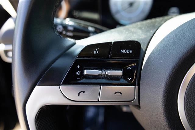 Used 2022 Hyundai Elantra Limited w/ Cargo Package image 14