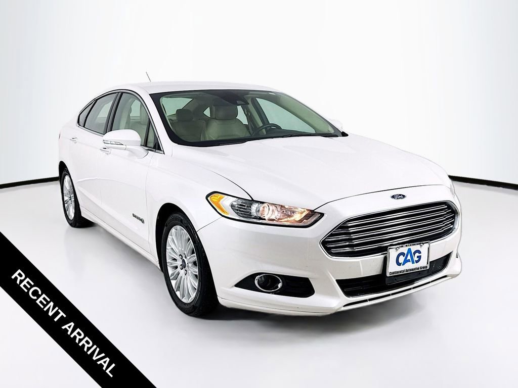 Used 2015 Ford Fusion SE w/ Equipment Group 502A FWD image 1
