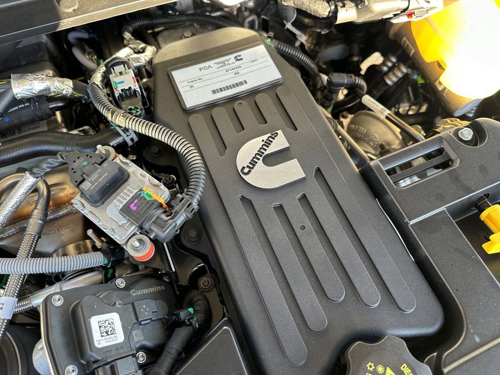 New 2026 RAM 2500 Tradesman AWD/4WD image 9