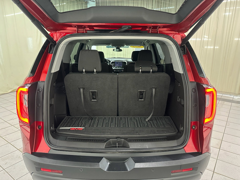 Certified 2023 GMC Acadia SLE w/ Driver Convenience Package image 22