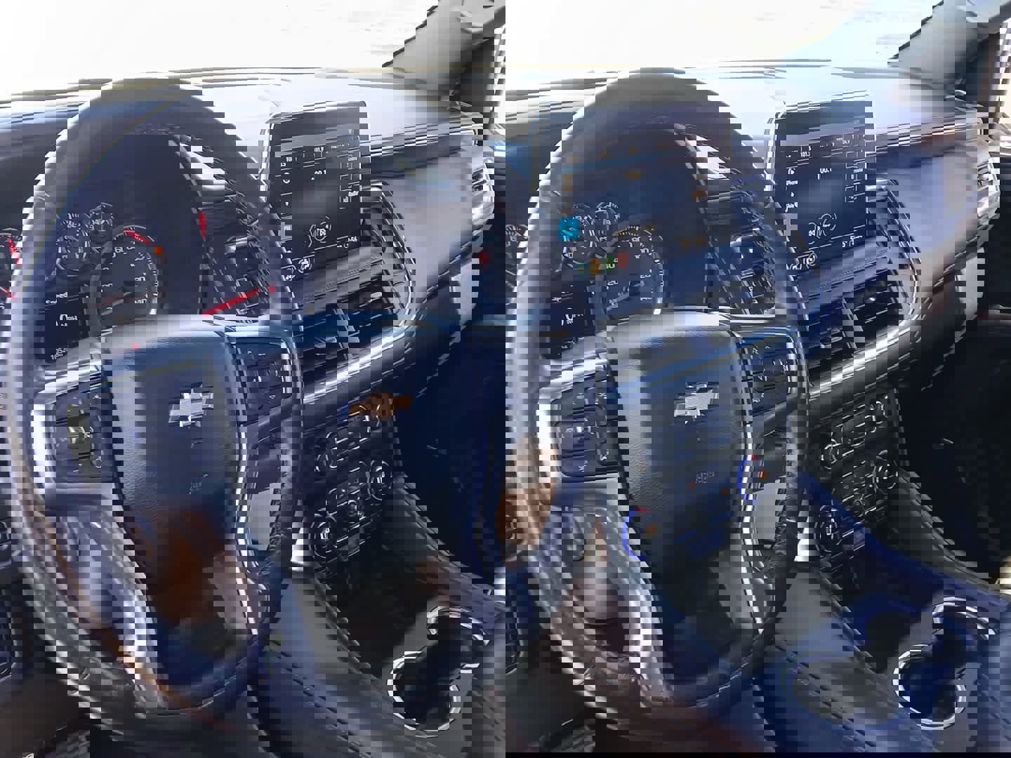 Used 2021 Chevrolet Tahoe LT w/ LT Signature Package image 27