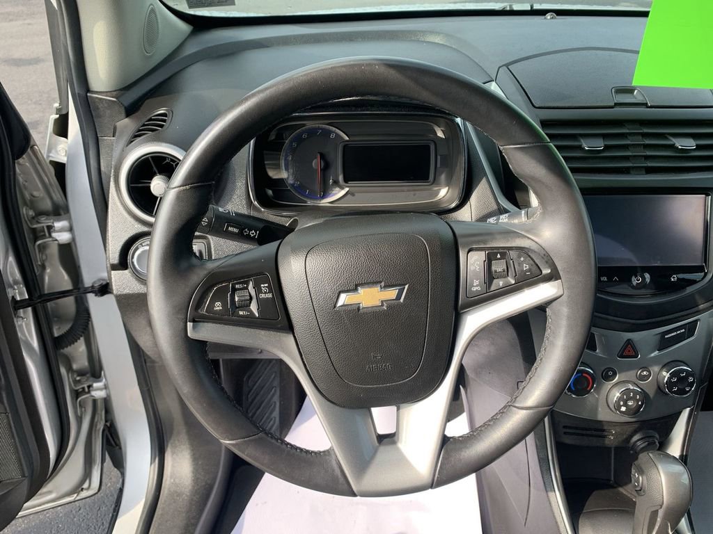 Used 2015 Chevrolet Trax LT w/ LT Plus Package image 14
