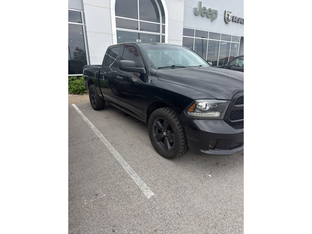 Used 2014 RAM 1500 Express w/ Black Ram 1500 Express Group RWD image 3