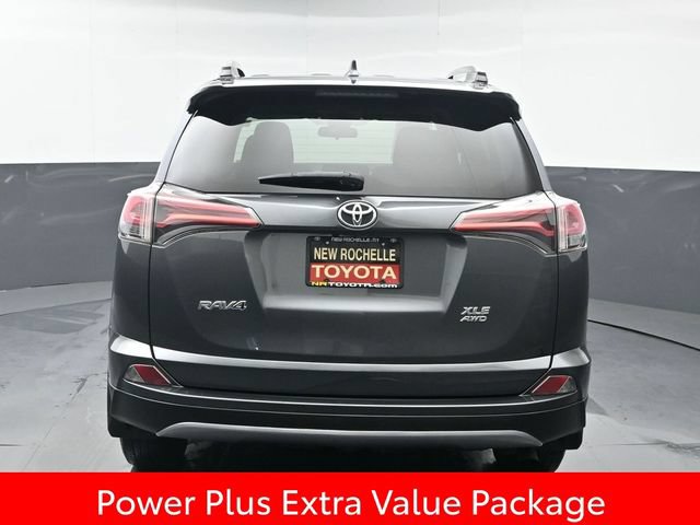 Used 2018 Toyota RAV4 XLE AWD/4WD image 5