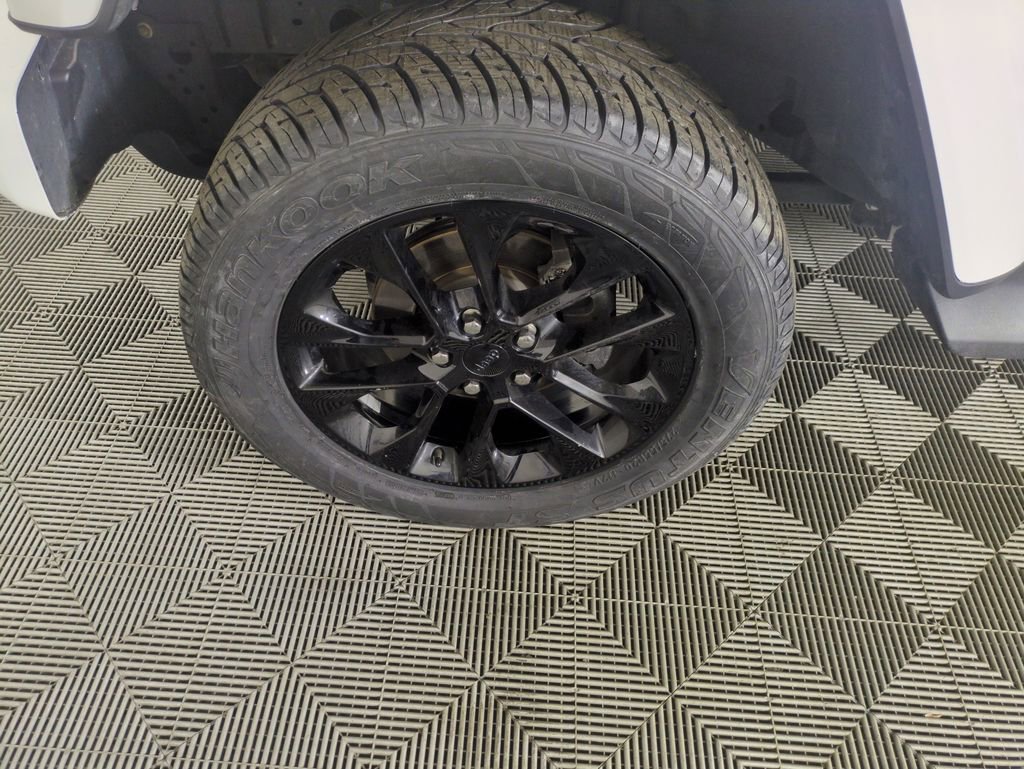 Used 2021 Jeep Wrangler Unlimited Sahara image 29