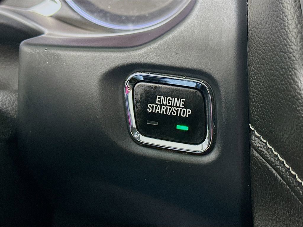 Used 2023 GMC Acadia SLE w/ Driver Convenience Package image 20