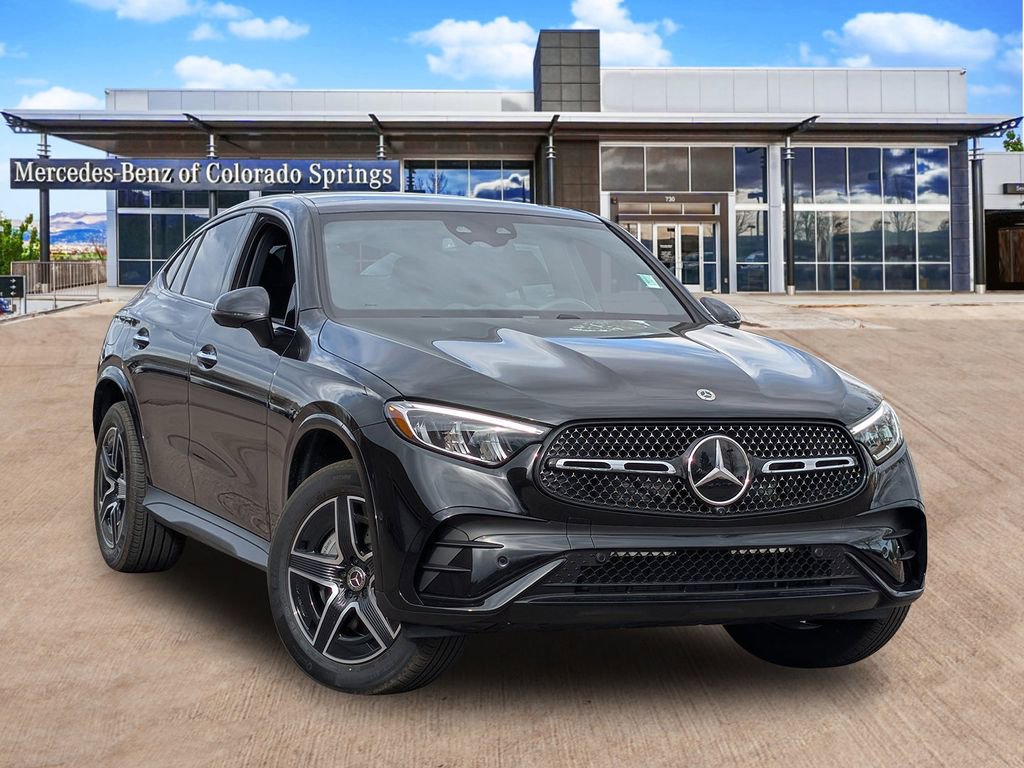 Used 2026 Mercedes-Benz GLC 300 4MATIC image 1